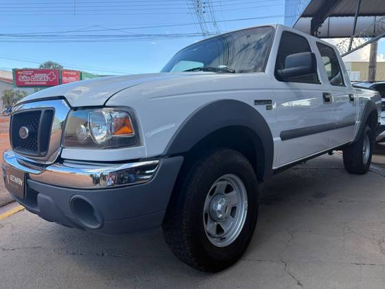 FORD RANGER 2.3 XLS 16V 4X2 CD GASOLINA 4P MANUAL